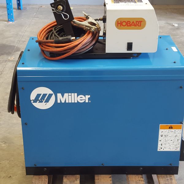 Miller Deltaweld 602 CV Welder with Hobart 22A Wire Feeder